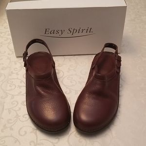 New in Box. Women's Easy Spirit Casual OSLO Shoe.